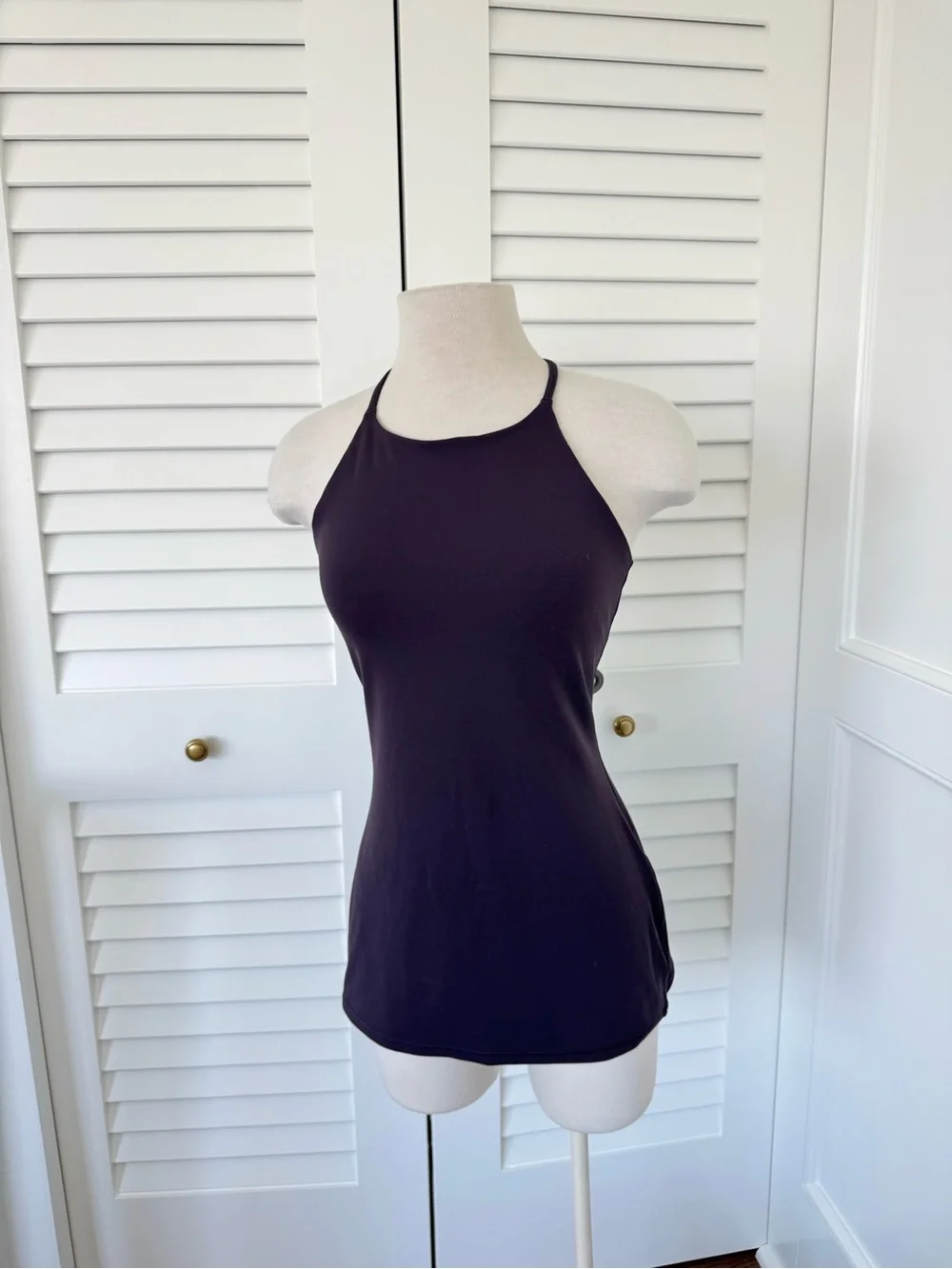 lululemon athletica High-Neck Slim Fit Black Tank